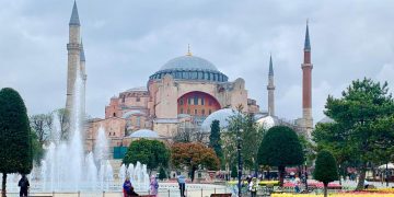 Kemegahan Masjid di Dunia Sambut Ramadhan1445H. Sumber: Fimela.