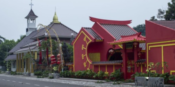 Membangun Solidaritas Sosial dan Moderasi Beragama melalui Rumah Ibadah yang Inklusif