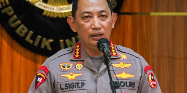 Kapolri Umumkan Mutasi Besar-besaran di Polri