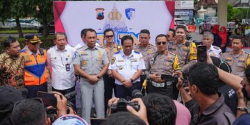 Wamenhub Bersama Kakorlantas di Yogyakarta 2
