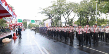 Hari Juang Polri 2025 Diperingati di Surabaya, Kapolri Pimpin Upacara