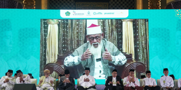 Istighosah Hari Santri 2025, Ribuan Santri Doakan Indonesia di Masjid Istiqlal