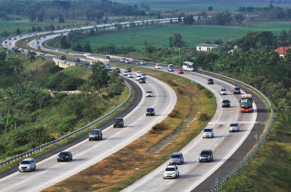 Diskon Tarif Tol Trans-Jawa Selama Nataru 2024 2025