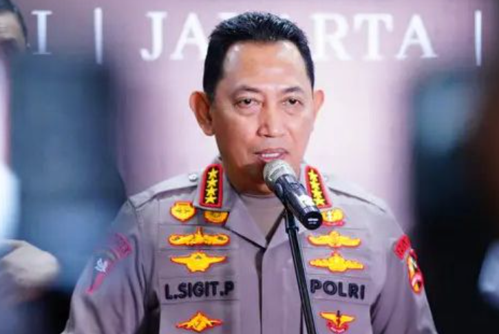 Kapolri Lakukan Mutasi Besar-Besaran, 10 Polwan Ditunjuk Jadi Kapolres