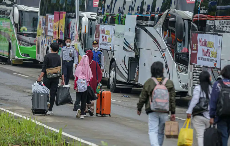 Korlantas Polri Prediksi 146,47 Juta Orang Akan Mudik Lebaran 2025