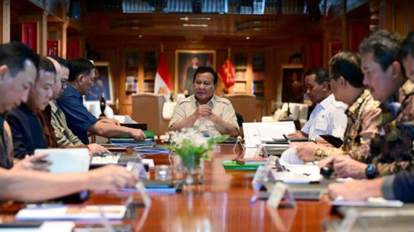 Presiden Prabowo Bahas Percepatan Hilirisasi Nasional di Hambalang