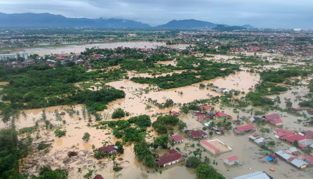 Pemerintah Gelar Rapat Darurat Percepatan Penanganan Bencana Hidrometeorologi di Sumatra